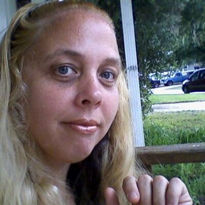 Profile Picture of Cindy Newlin (@@Addictedtotats) on Twitter