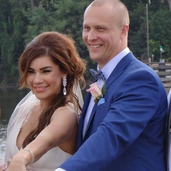 Profile Picture of Karen Joerger (@kyaneli07) on Poshmark