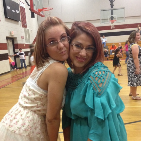 Profile Picture of Stacy Nunnelley (@stacycpht) on Poshmark