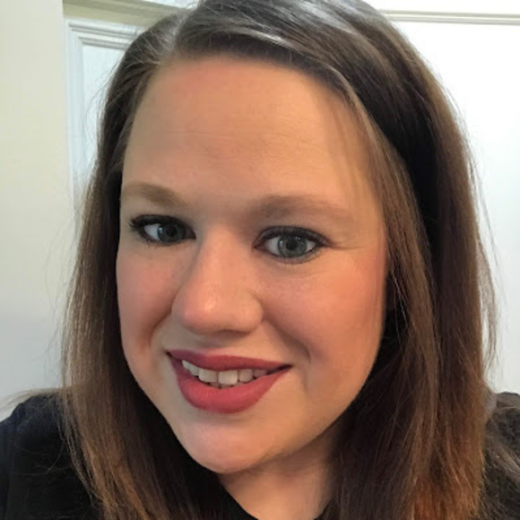 Profile Picture of Katherine Keafer (@katiekeafer) on Poshmark