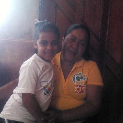 Profile Picture of Mauri Luz Chirinos (@luzmauri) on Twitter