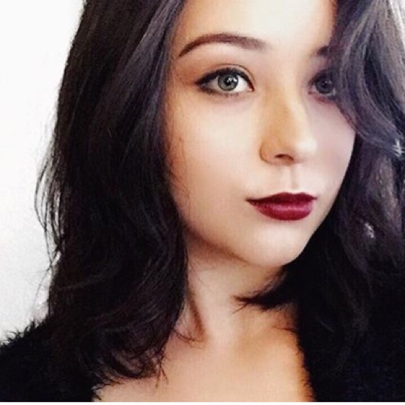 Profile Picture of Isabel Partida (@iisaxp) on Poshmark