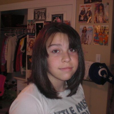 Profile Picture of Hannah Roy (@taylorfan96) on Twitter