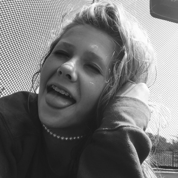 Profile Picture of Kennadi Schumann (@kshu2) on Poshmark