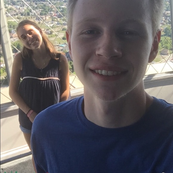 Profile Picture of Josh Coffman (@joshuacoffman01) on Poshmark