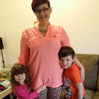 Profile Picture of Shawna McLean (@ShawShawArts) on Twitter