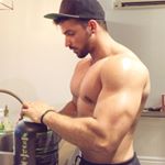 Profile Picture of Carlos 🇨🇺🇨🇦 (@charlitos.geek) on Instagram