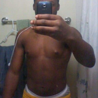 Profile Picture of Robert Plowden (@1Plowden) on Twitter