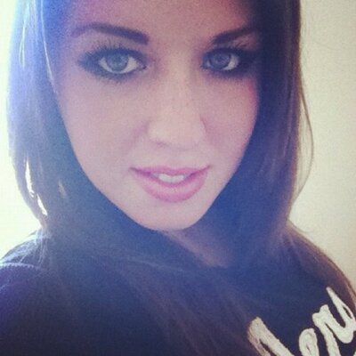 Profile Picture of Mackenzie Boyer (@macknzb) on Twitter
