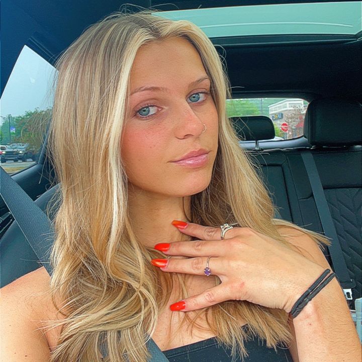 Profile Picture of 🤓 (@sydneyrodeghierrr) on Tiktok