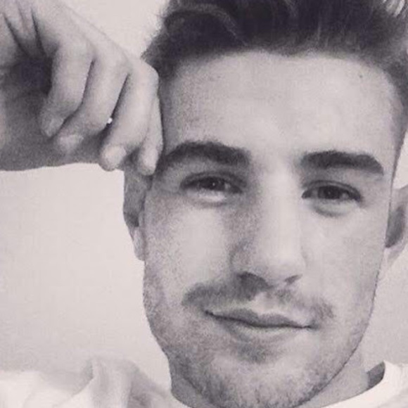 John Longay - Poshmark Profile Picture of John Longay (@johnlongay) on Poshmark