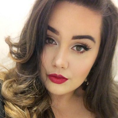 Profile Picture of Rosie Cotton (@rosieeemay) on Twitter