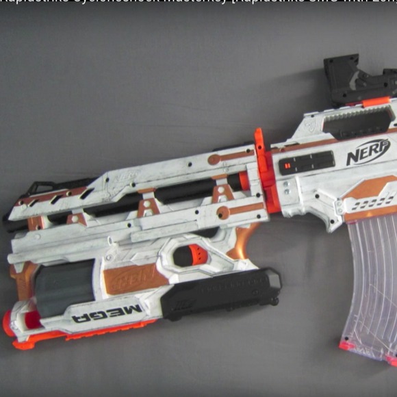 Profile Picture of Peter Lelis (@peteiskillinit2) on Poshmark