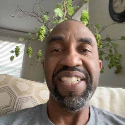 Profile Picture of Jeffery Hicks (@Jeffery15777232) on Twitter