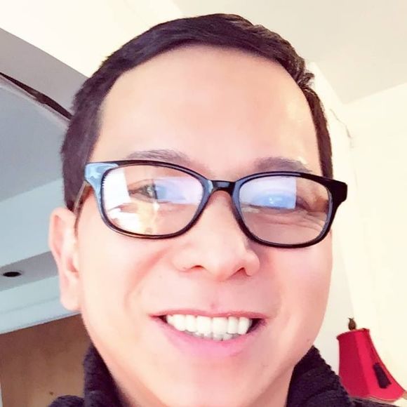 Profile Picture of Albert Miranda (@resti973) on Poshmark