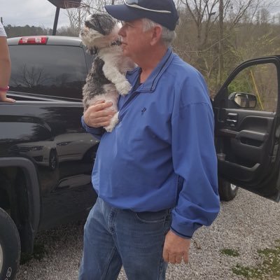 Profile Picture of Randall Robbins (@robbinsrobbins6) on Twitter