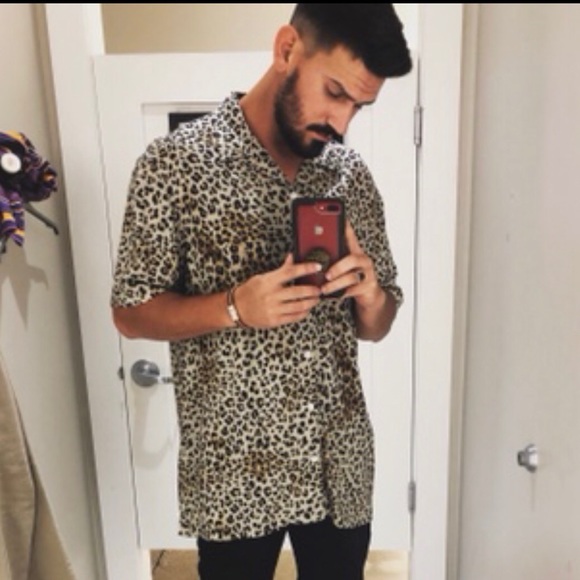 Profile Picture of Caleb Compton (@calebcompton336) on Poshmark