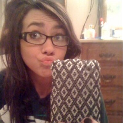 Profile Picture of Danielle Nicholson (@danyell2322) on Twitter