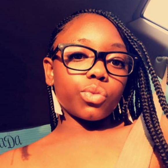 Profile Picture of Mahogony Traynum (@mahogony99) on Poshmark