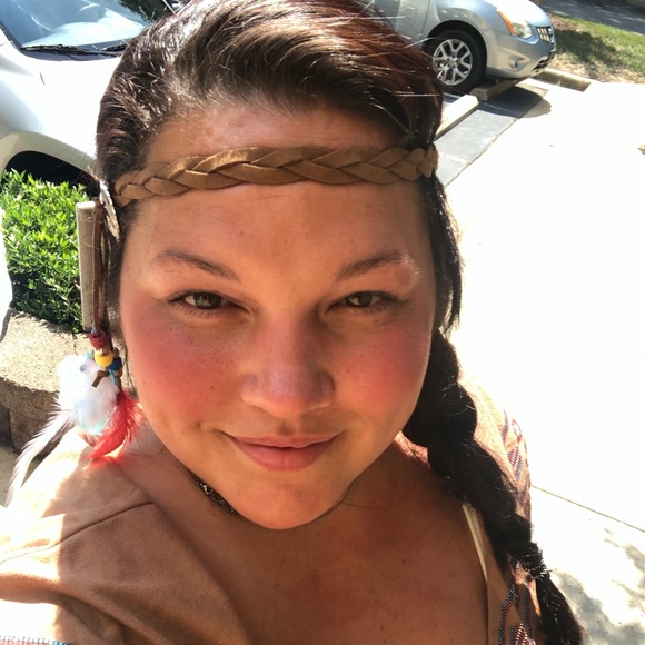 Profile Picture of Alisha Mclaughlin (@alisha75) on Poshmark