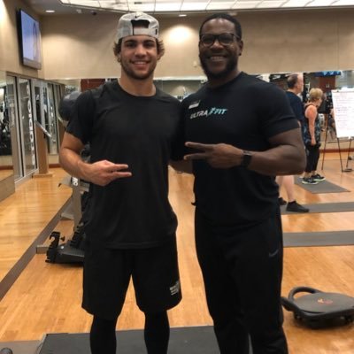 Profile Picture of Andrew Hicks (@andrewhicks99) on Twitter
