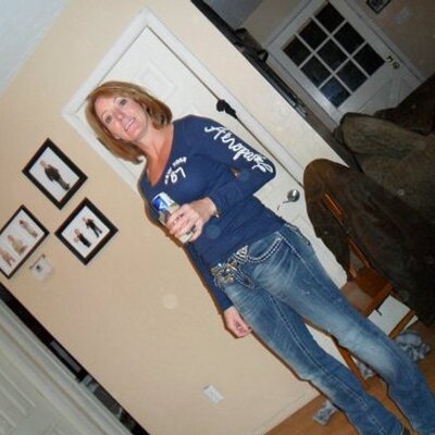 Profile Picture of Eunice Murphy (@Ashfork10) on Twitter