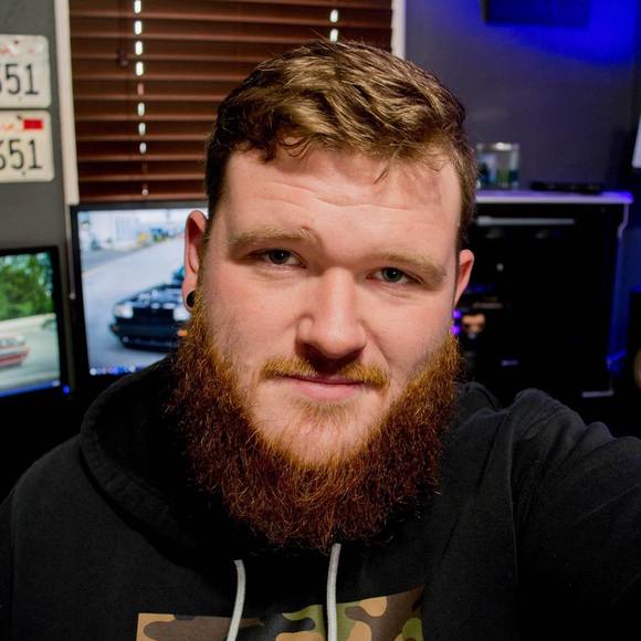 Profile Picture of Tyler Derouin (@deforce_1) on Poshmark