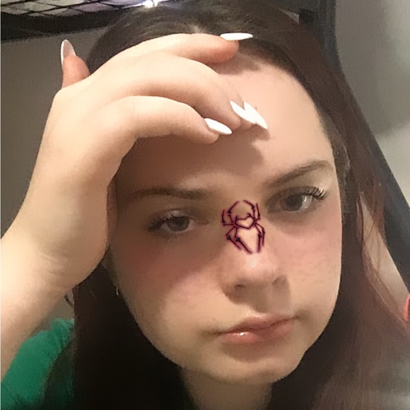 Profile Picture of Emme Owers (@emilyowers) on Poshmark