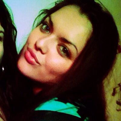 Profile Picture of Clarissa Solomon (@clarissarosee) on Twitter