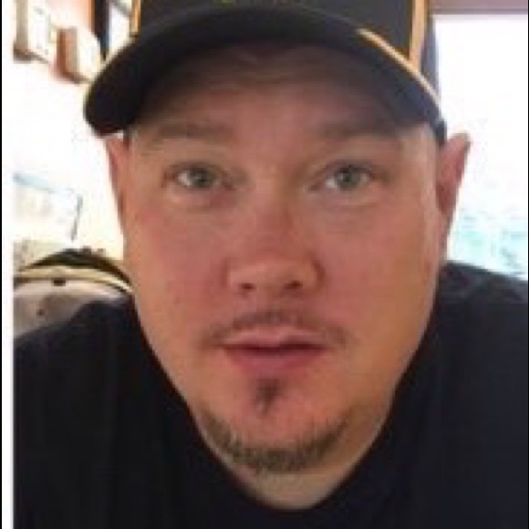 Profile Picture of Jeff Foltz (@jfoltz30) on Poshmark