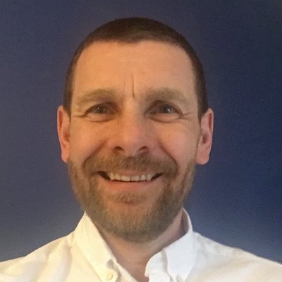 Profile Picture of Dave Shave-Wall (@ShaveWall) on Twitter