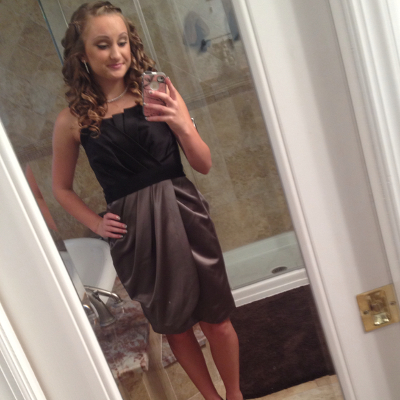 Profile Picture of Rachel Johns (@babiigurll26) on Poshmark