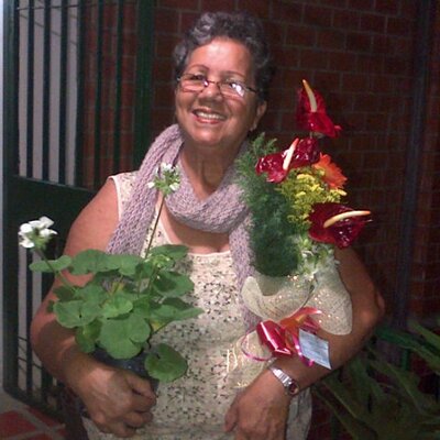 Profile Picture of Irene Aleman (@Vieja47) on Twitter