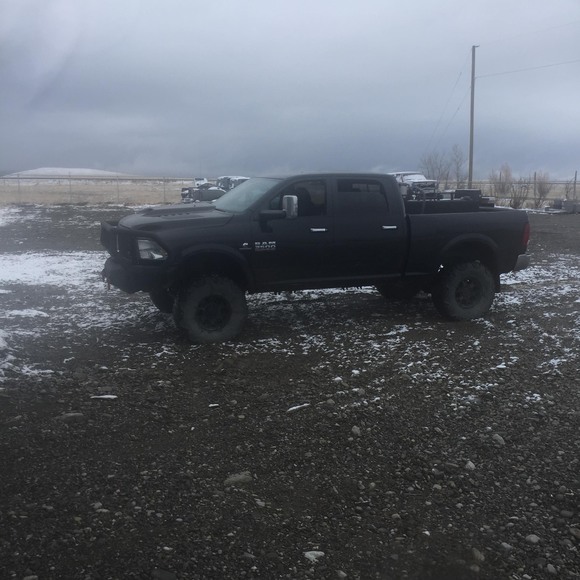 Profile Picture of Devon Nelson (@devonnelson726) on Poshmark