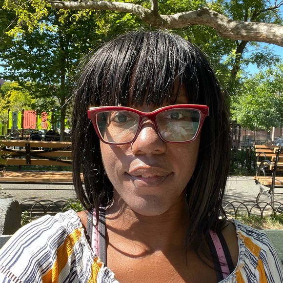 Profile Picture of Michaela Ekowo (@moekowo) on Poshmark