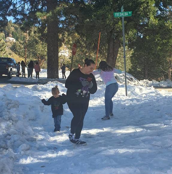 Profile Picture of Robert Cootware (@iceman852014) on Poshmark