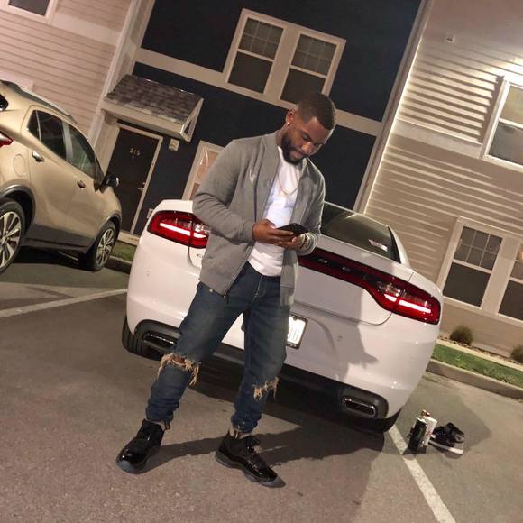 Profile Picture of Demarcus Lee (@lee_10) on Poshmark