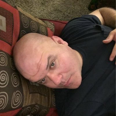 Profile Picture of Scott (@scottwoosley1) on Twitter