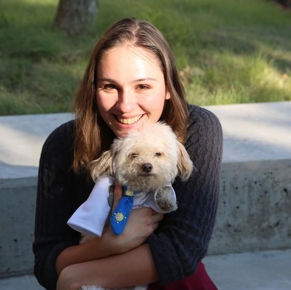 Profile Picture of Leandre Ravatt (@lmribbit) on Poshmark