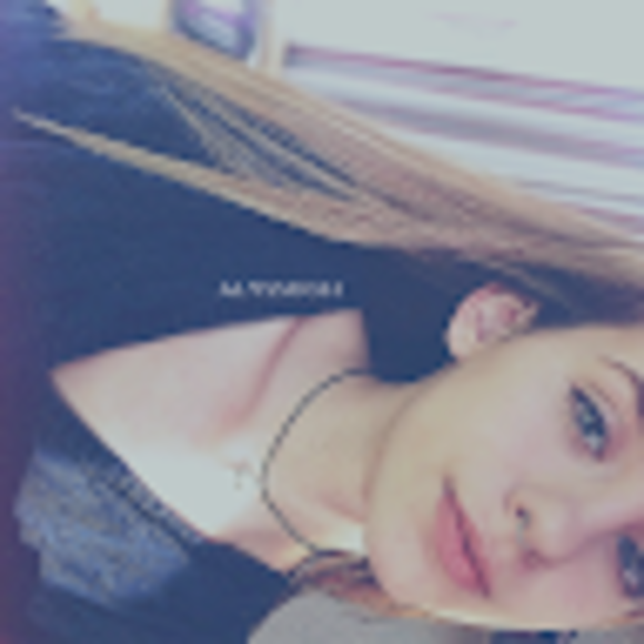 Profile Picture of Alyssa Caccamo (@optimisthic) on Poshmark