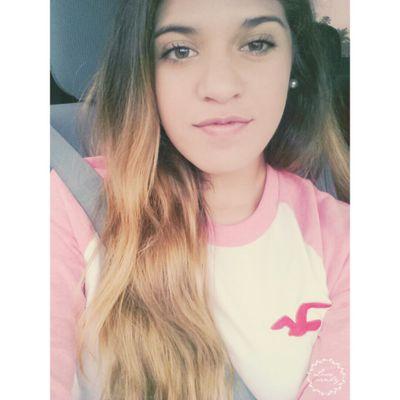 Profile Picture of Courtney Flores (@babyflomarie) on Twitter