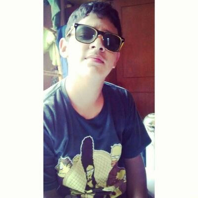 Profile Picture of Derek Derek Rosa Mel (@MelDerek) on Twitter