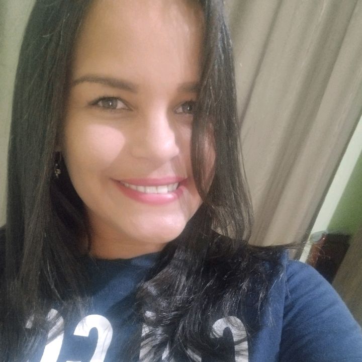 Profile Picture of Lilianne Silva (@lillysilva26) on Tiktok