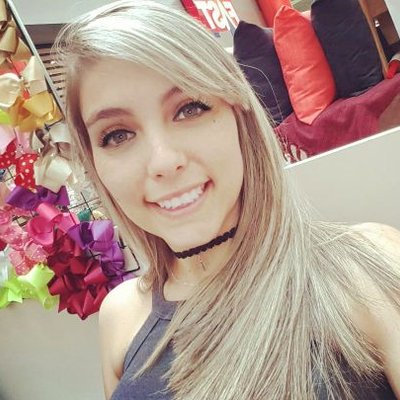 Profile Picture of Lisandra Ramos  ✌ (@LiRamos05) on Twitter