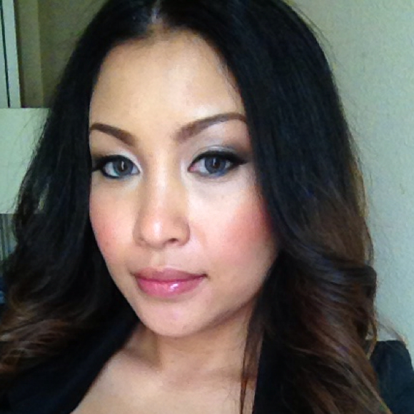 Profile Picture of Janette Egaran (@jaypho619) on Poshmark