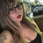 Profile Picture of Annie Darling (@annie_darling_main) on Instagram