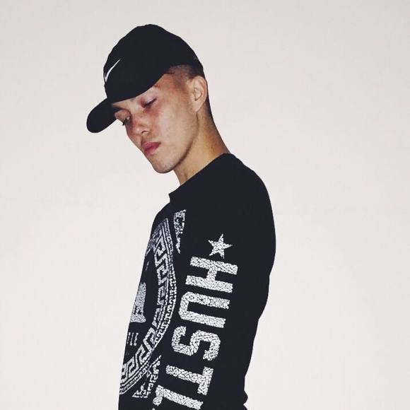 Michael Mcdaniel - Poshmark Profile Picture of Michael Mcdaniel (@mcdaniel_mimi) on Poshmark