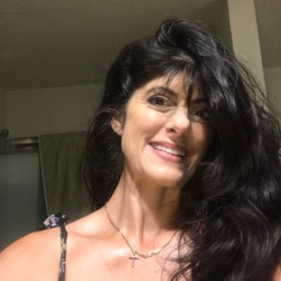 Profile Picture of Catherine Lindquist (@catheri04459366) on Twitter