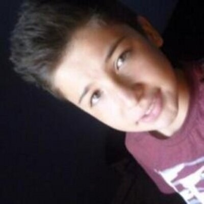 Profile Picture of آطيب آلگلآم.. (@BennyHowe2) on Twitter