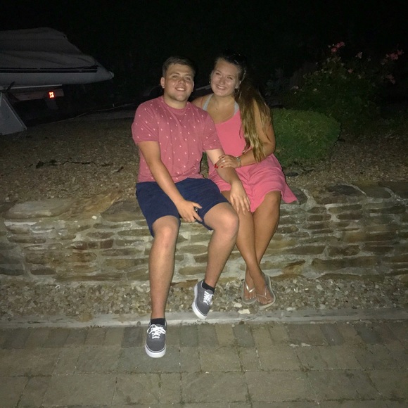 Profile Picture of Eemma Vandenbossche (@emmavanden) on Poshmark